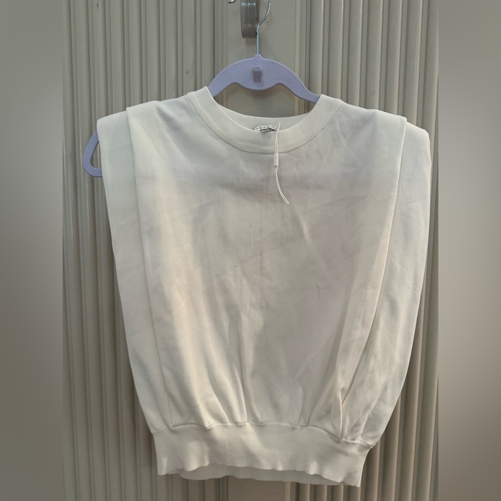 Endless Rose Cream Sleeveless Sweatshirt